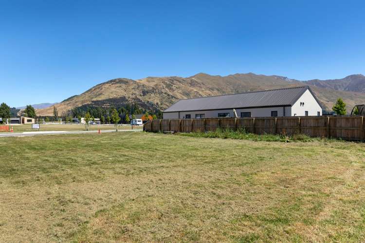 22 Burbank Road Wanaka_1