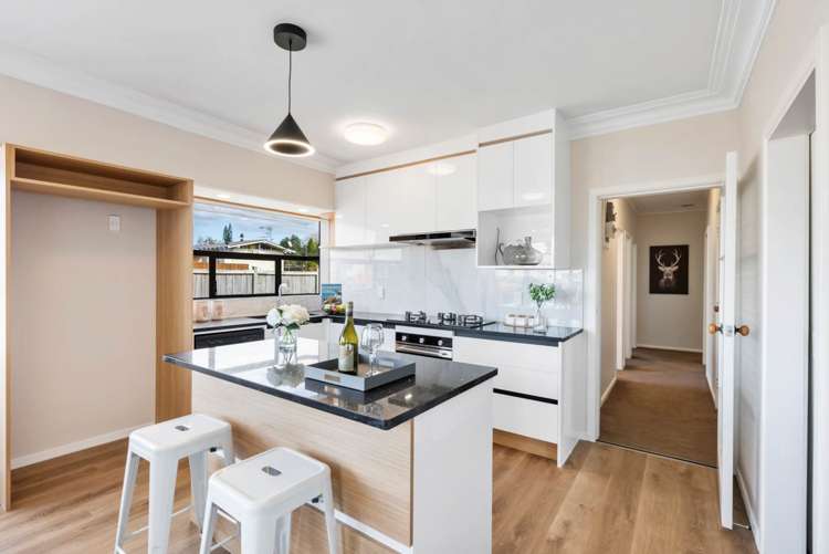 146 Mcleod Road Te Atatu South_6