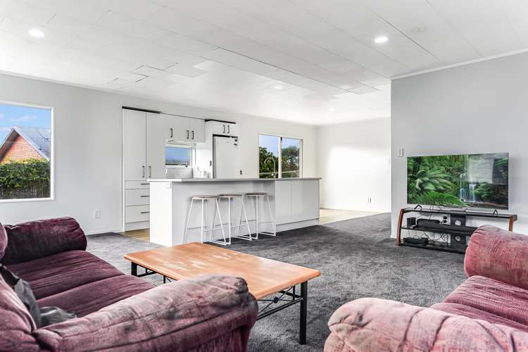 56 Balmerino Crescent Pukete_6