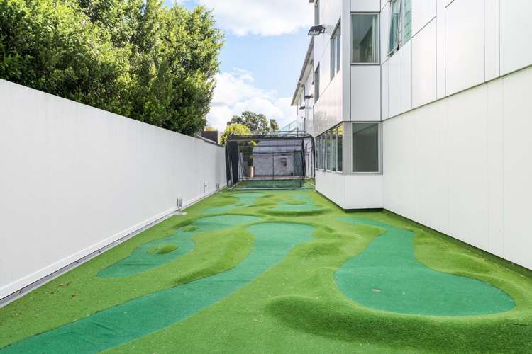 206/136 Marine Parade Mt Maunganui_21