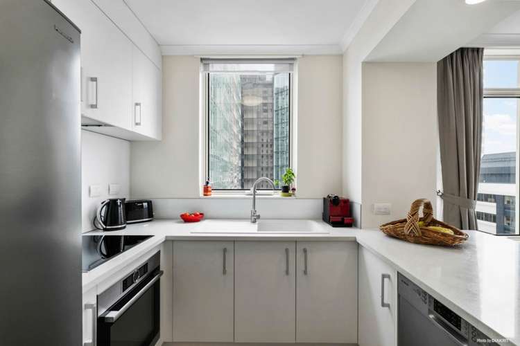 1701/8 Albert Street Auckland Central_10