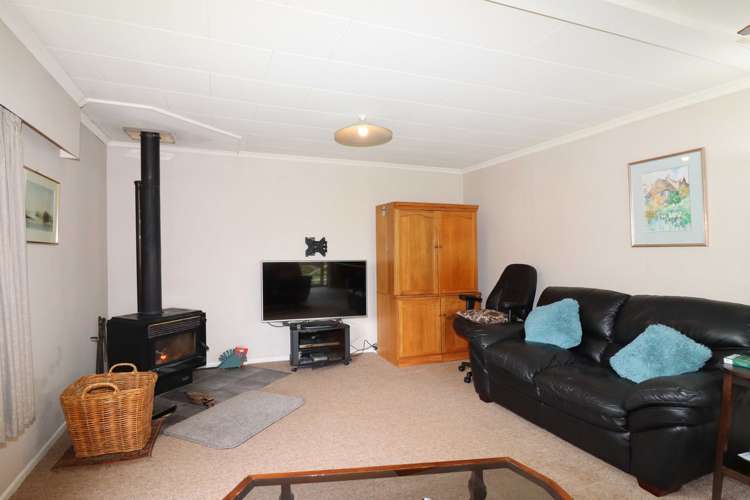 115 Riversdale Road Carterton_9