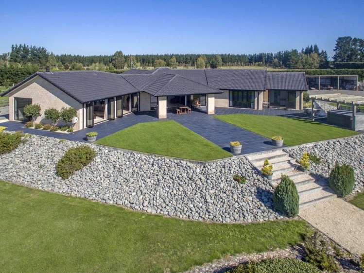 1909 South Eyre Road West Eyreton_2