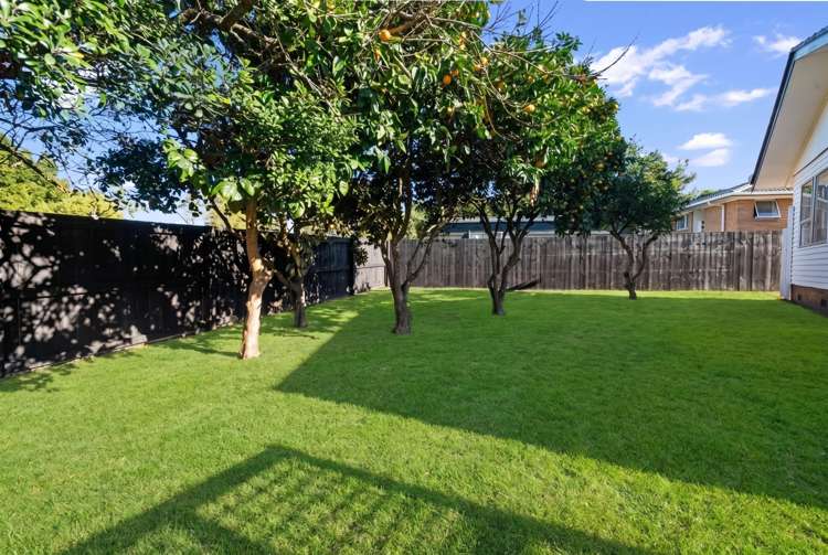 7 Damian Way Weymouth_23