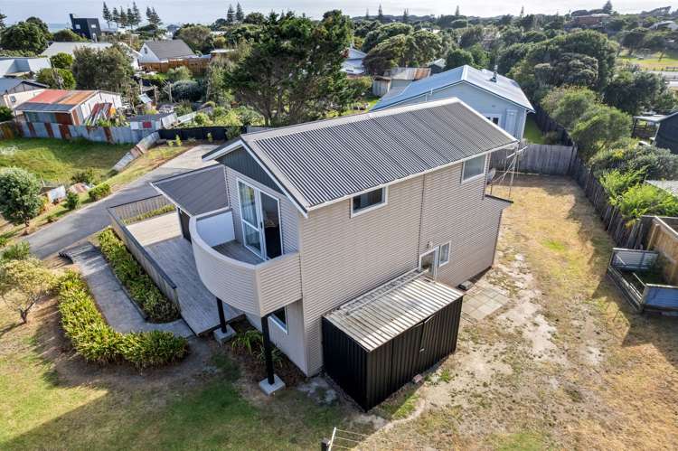 16A Karaka Street Otaki Beach_27