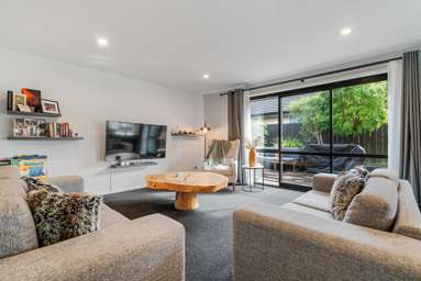 25 Captain Mitchell Drive_3