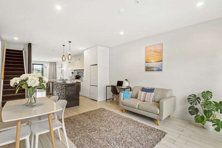 27/4 Stables Lane Silverdale_3