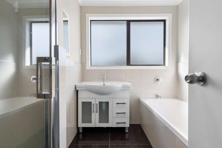 20 Vandeleur Avenue Birkdale_11