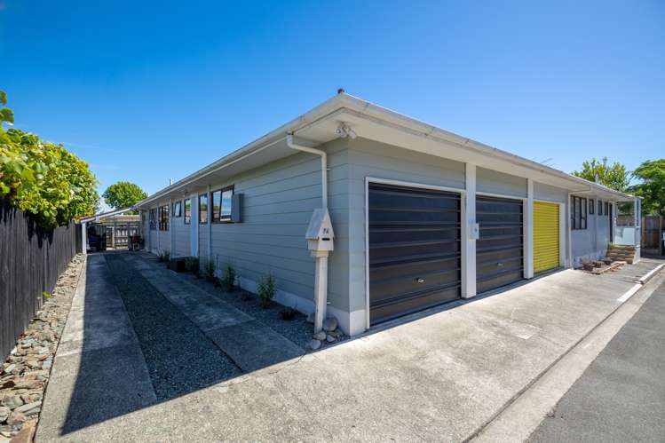 2/7 Jellicoe Avenue Stoke_14