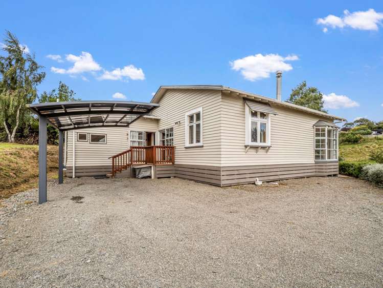 16 Mt Biggs Road Halcombe_17