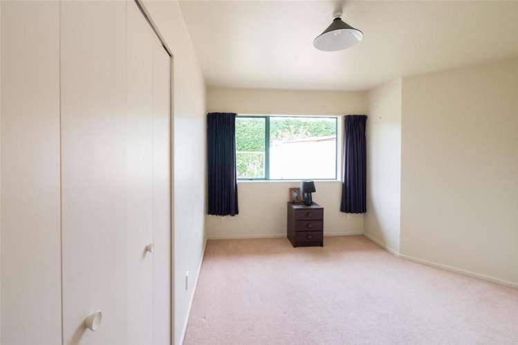 173 South Road Hawera_11