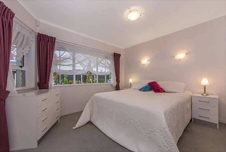 14 Moenui Avenue Orewa_21