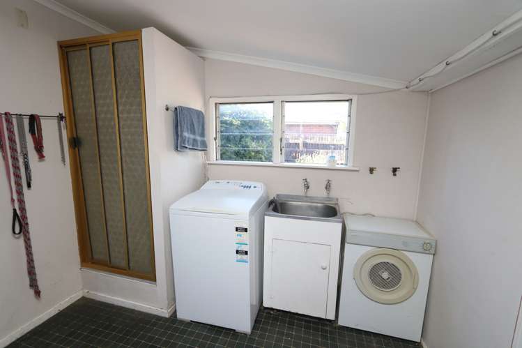 61 Alford Forest Road Allenton_18