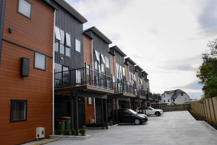 7B/183 Knighton Road_0