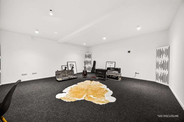 6 Walker Road Henderson Valley_18