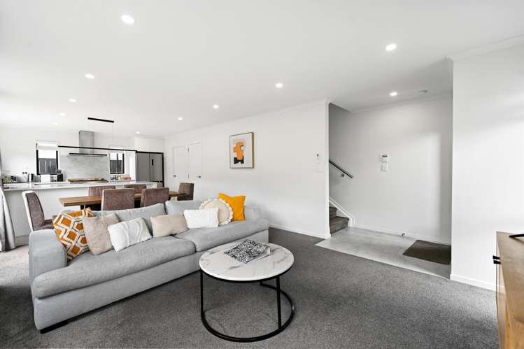 1 Oku Close Hillcrest_8