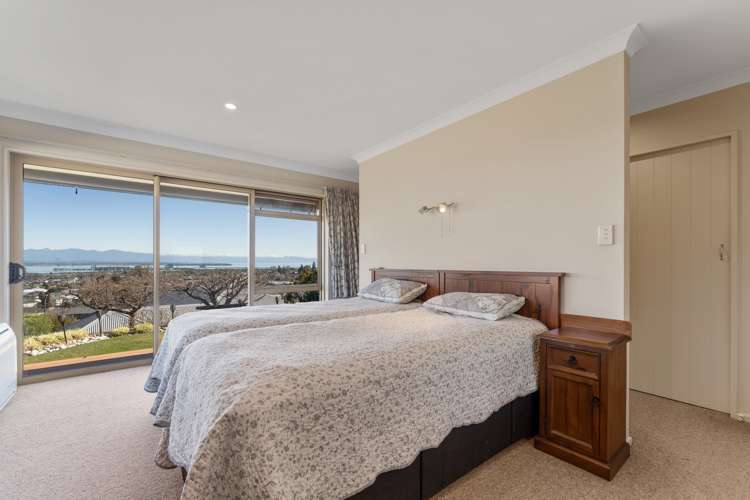 6 Norfolk Place Stoke_16