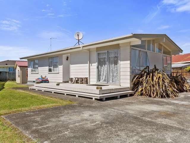 5 Komako Place Papatoetoe_1