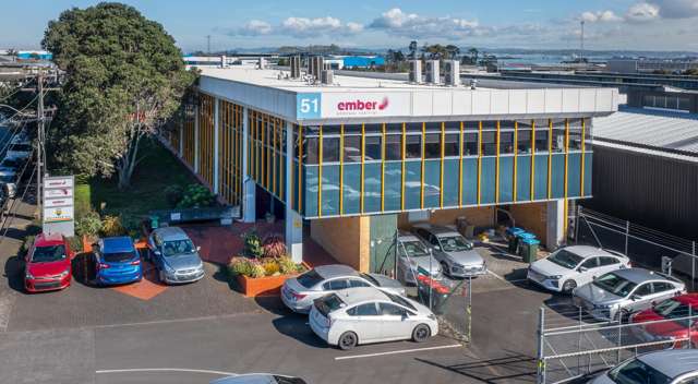 Prime position, vacant possession in Ōtāhuhu