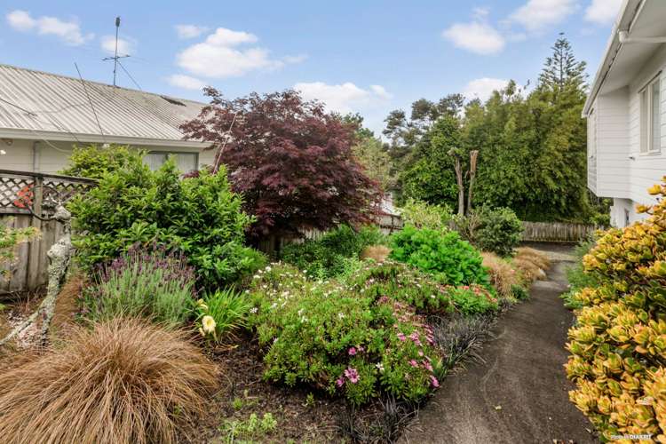 2A Mossop Rise Glenfield_15