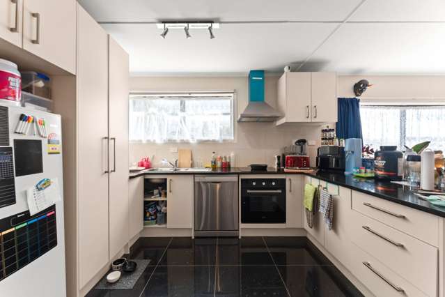 36 Barrys Road Glendene_3