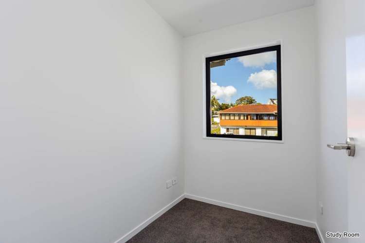 142 Moore Street Hillcrest_13