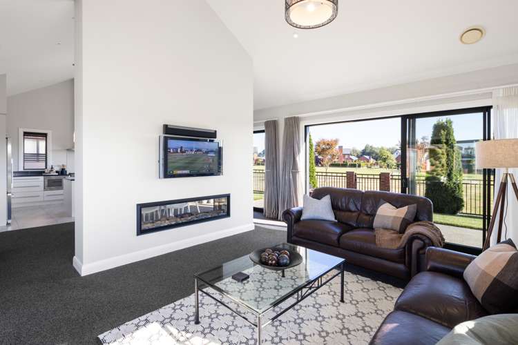 39 Pengover Avenue Leamington_12