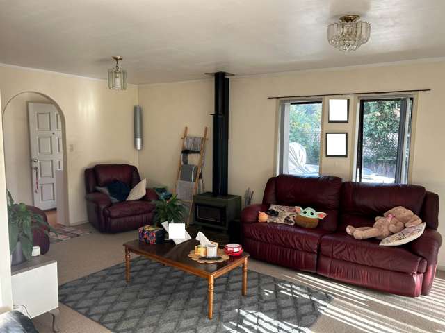 13 Mark Edward Drive Bucklands Beach_2