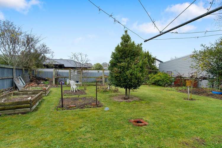 19 Clifton Avenue Carterton_28