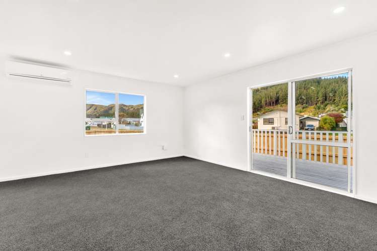 1 Weymouth Grove Wainuiomata_9