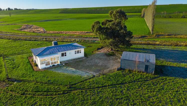 744 Motukaika Road Maungati_14