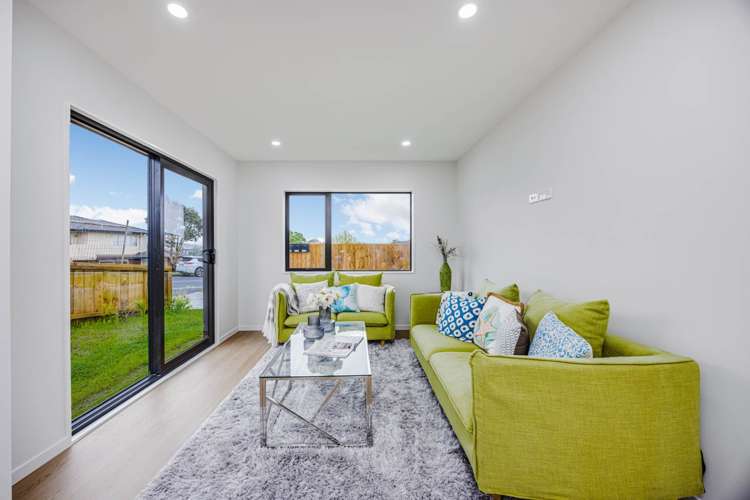 163A Bradbury Road Botany Downs_1