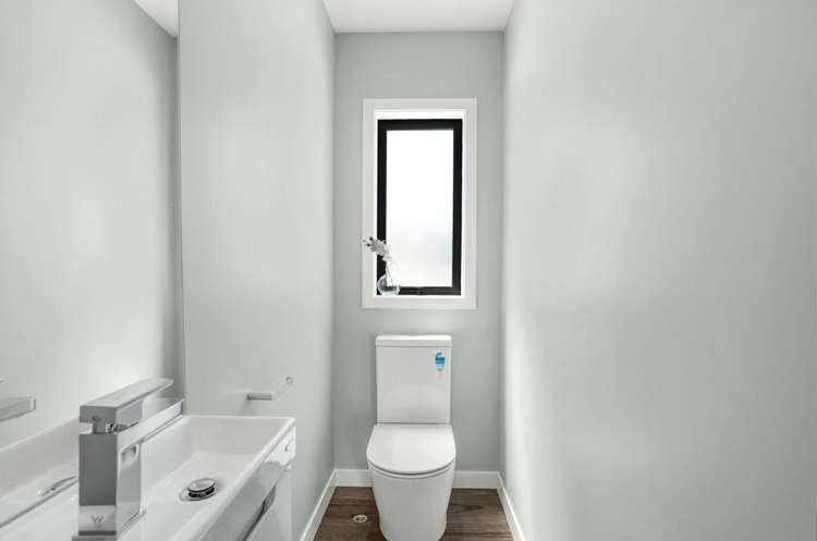 8/15 Brook Street Waiwhetu_9