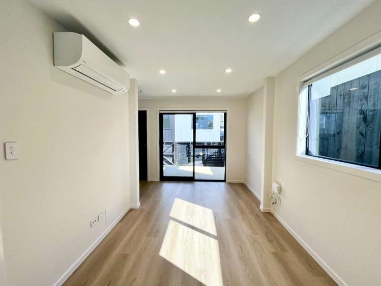 7/253 New Windsor Road 1733_3