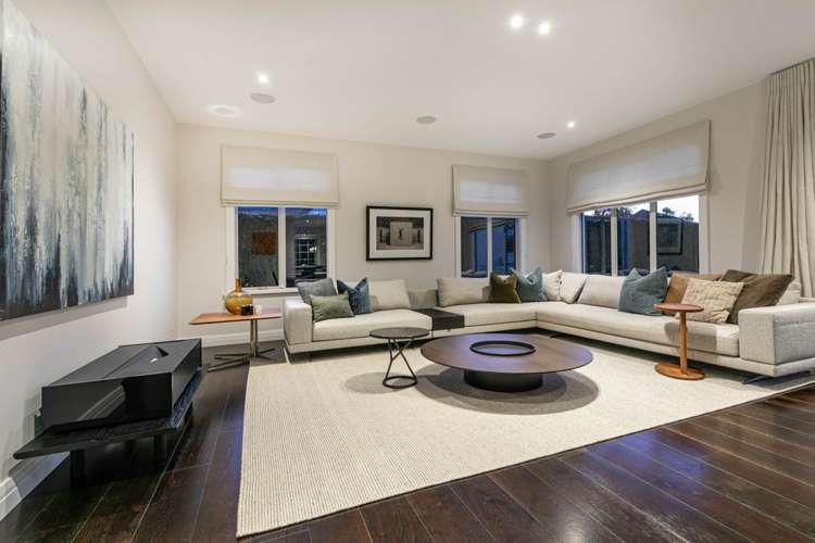 80 Roland Road Greenhithe_8