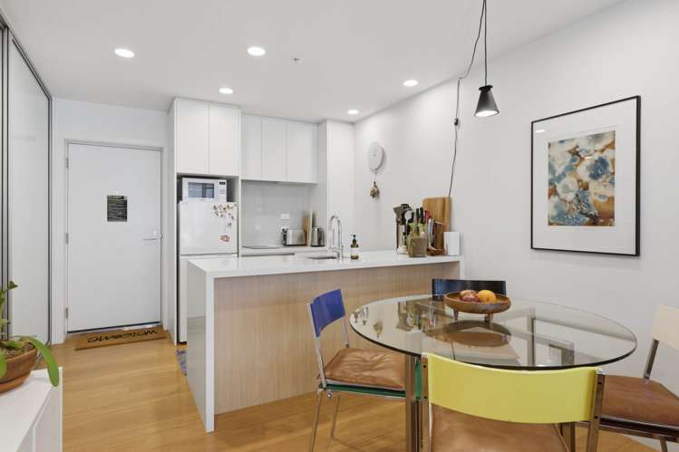 706/438 Queen Street_2