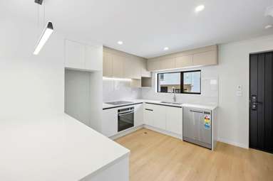 Lot 8-12/71 Royal Road_4