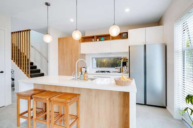 1/98 Dinsdale Road Dinsdale_1