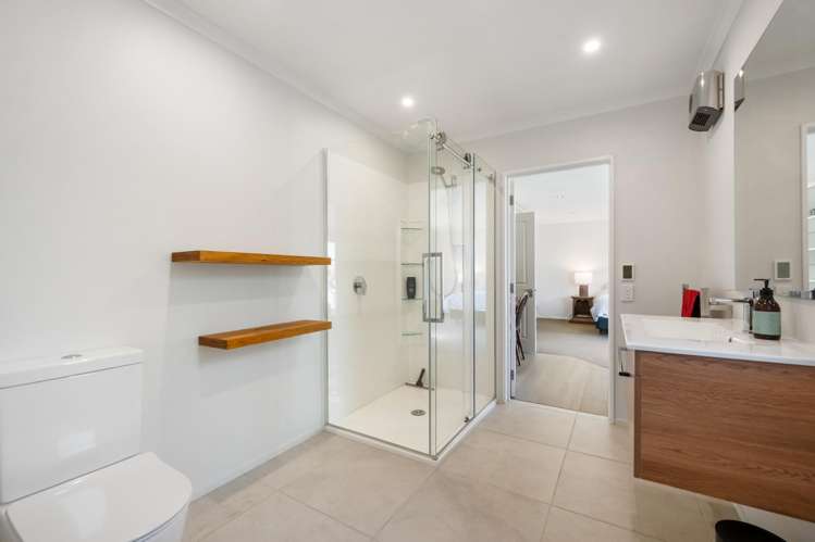 136 Te Awa Road Albert Town_19