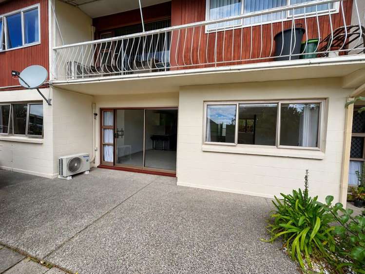  2/773 Beach Road Browns Bay_10