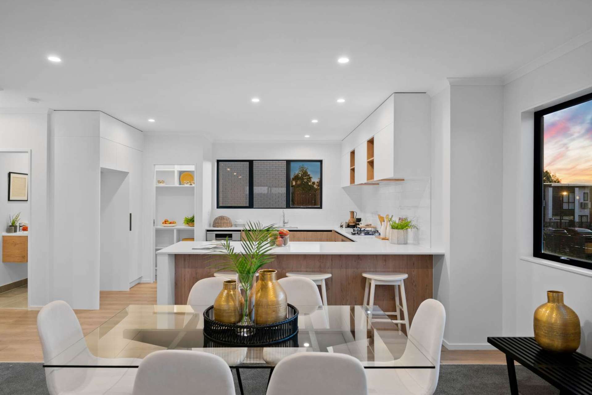 1 Henry Maxwell Way Flat Bush_0