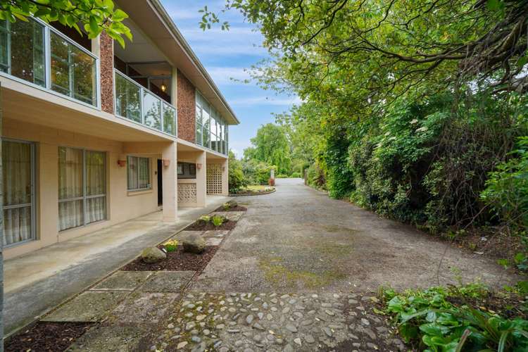 249 Queens Drive Windsor_33