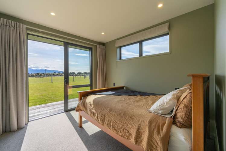 877 Manapouri Te Anau Highway Te Anau_16