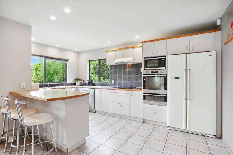 15a Taioma Crescent Te Atatu Peninsula_16