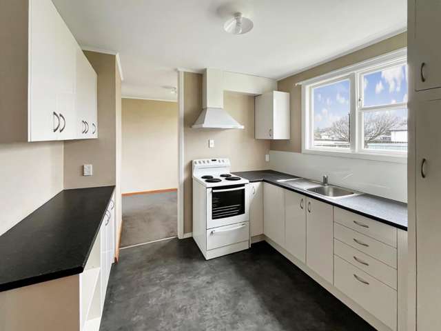 6 Devon Crescent Bulls_1