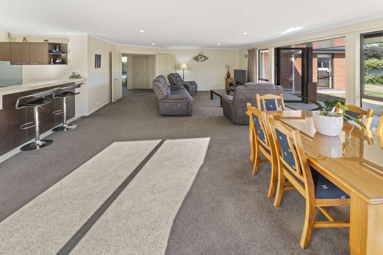 396 Suffolk Road Stoke_6