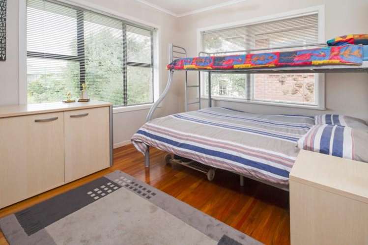 57 Hutchinsons Road Bucklands Beach_5