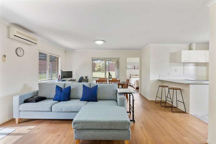 26 Medvale Avenue Flat Bush_5