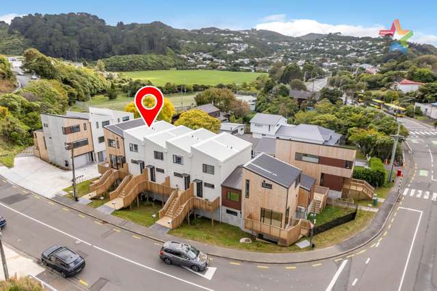 Sleek & Modern Karori Townhouse