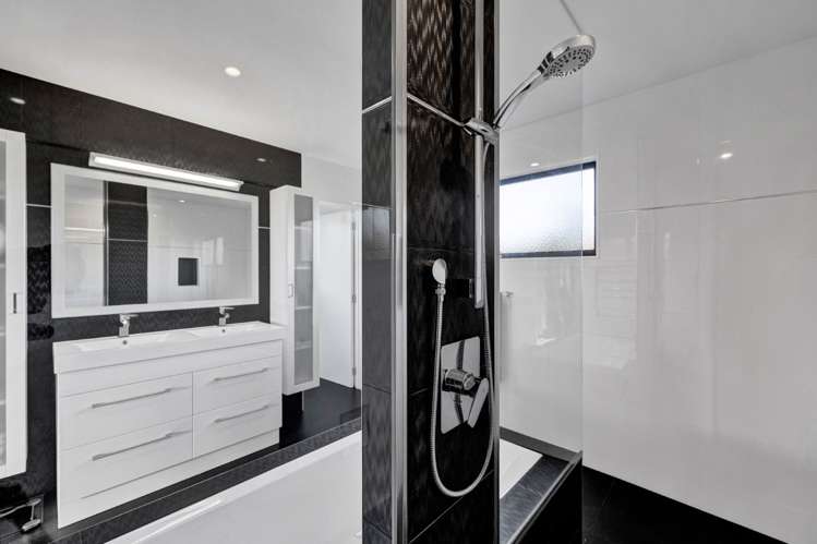 16 Arthur Road Paraite_7